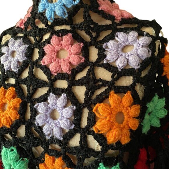 Vintage crochet knit granny flowers floral multicolor wrap scarf shawl w fringe - Picture 4 of 12